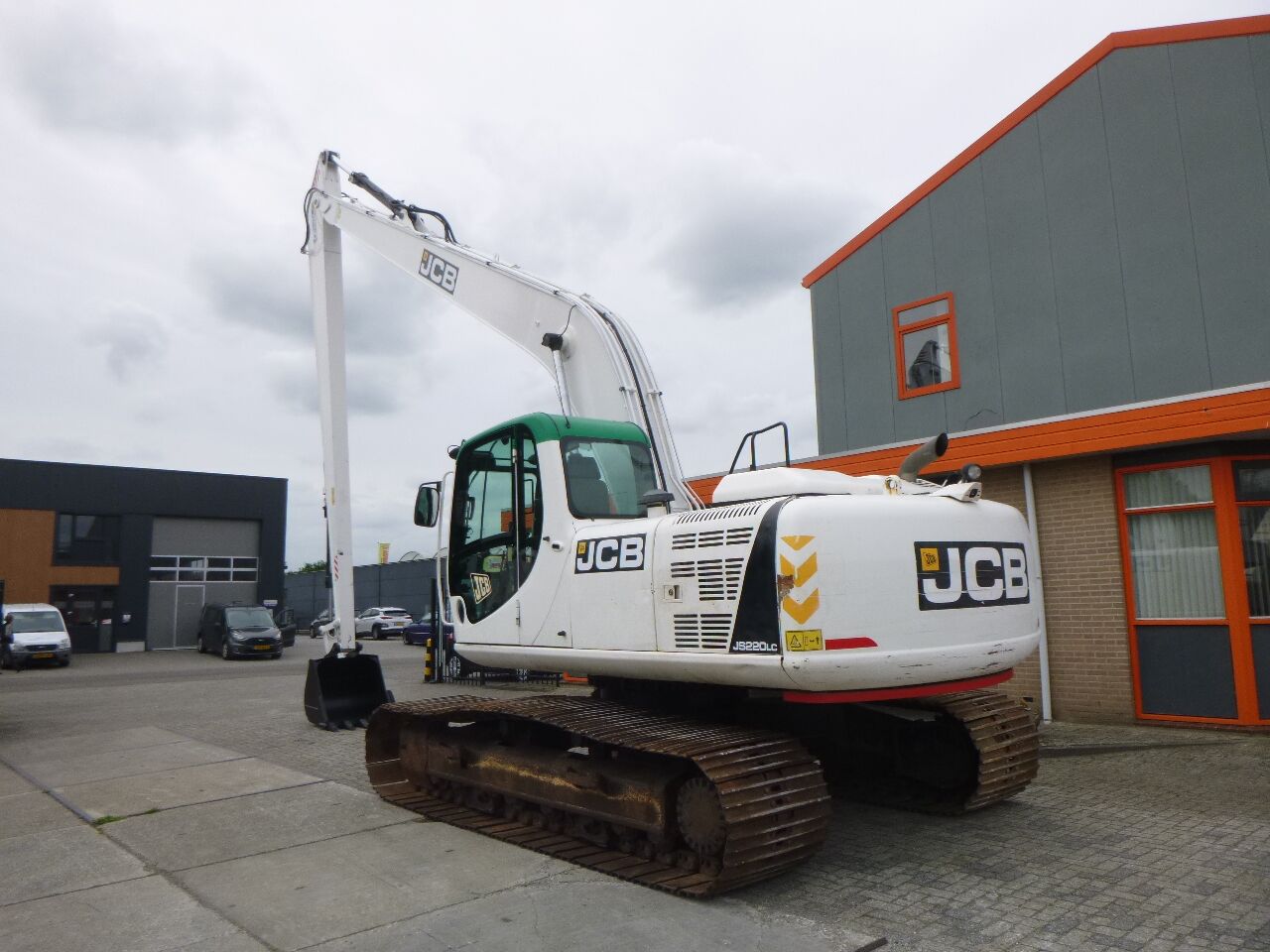 2014 JCB JS220LC Crawler Excavator