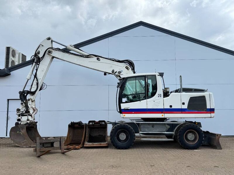 2014 Liebherr A920 Wheel Excavator 2014 Liebherr A920 Wheel Excavator