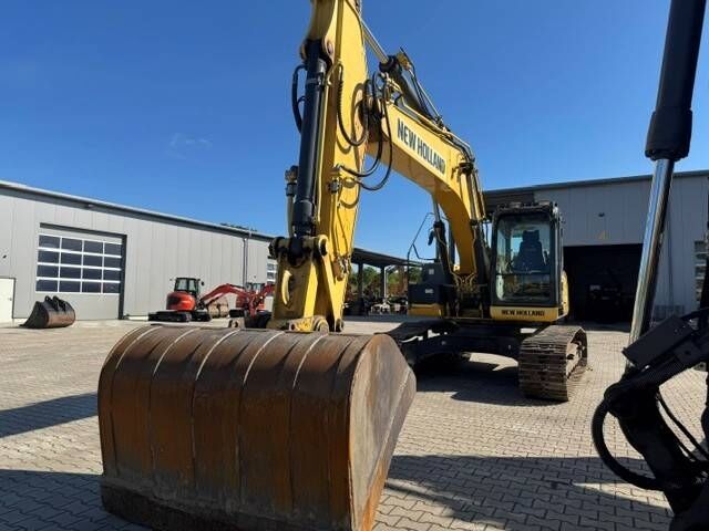 2014 New Holland E215C Crawler Excavator