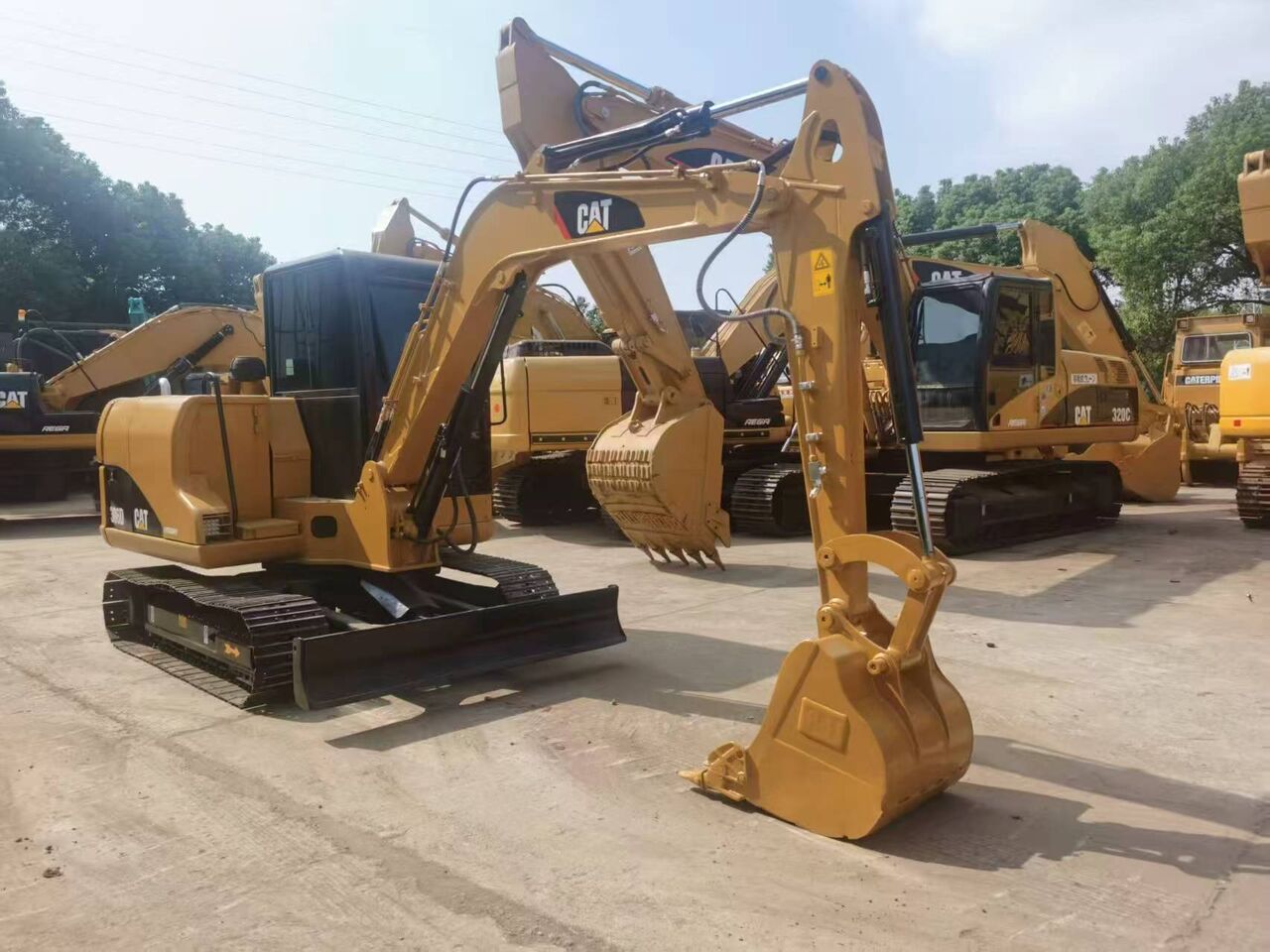 2016 Caterpillar 306D mini excavator, side view