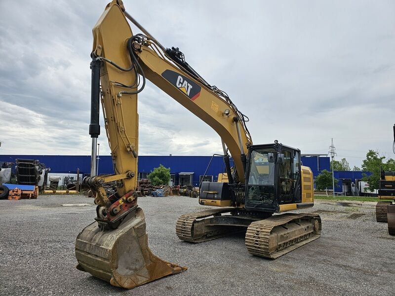 2015 Caterpillar 320EL Crawler Excavator 2015 Caterpillar 320EL Crawler Excavator