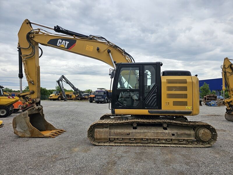 2015 Caterpillar 320EL Crawler Excavator