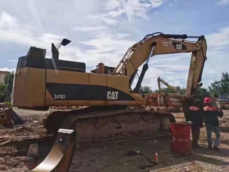 2015 Caterpillar 345D Crawler Excavator 2015 Caterpillar 345D Crawler Excavator
