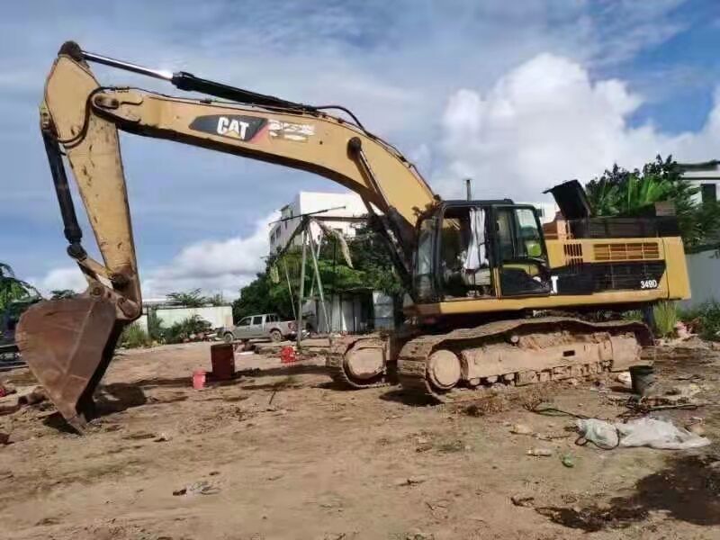 2015 Caterpillar 345D Crawler Excavator