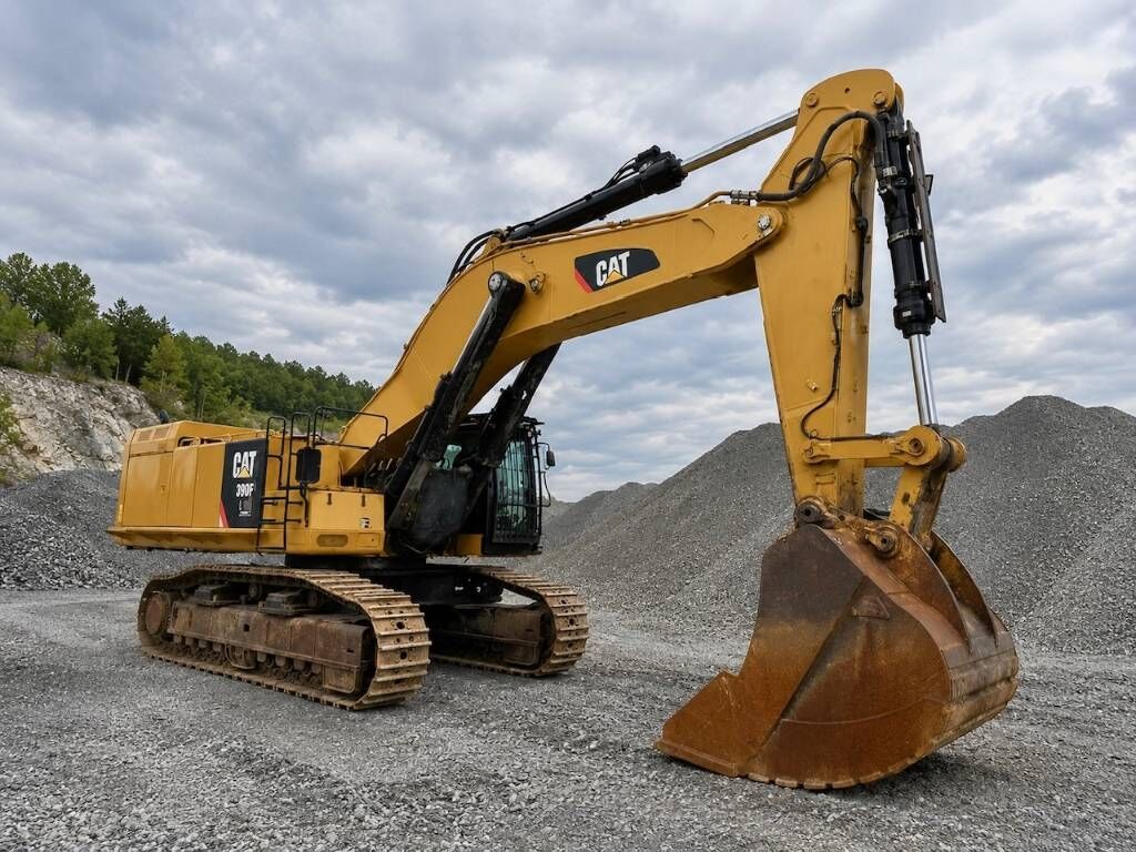 2015 Caterpillar 390F LME Crawler Excavator 2015 Caterpillar 390F LME Crawler Excavator