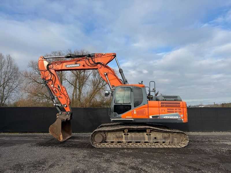 2015 Doosan DX235LCR Crawler Excavator