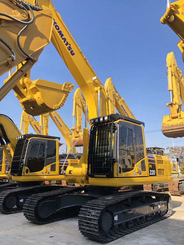 2015 Komatsu PC220-8N1 Crawler Excavator