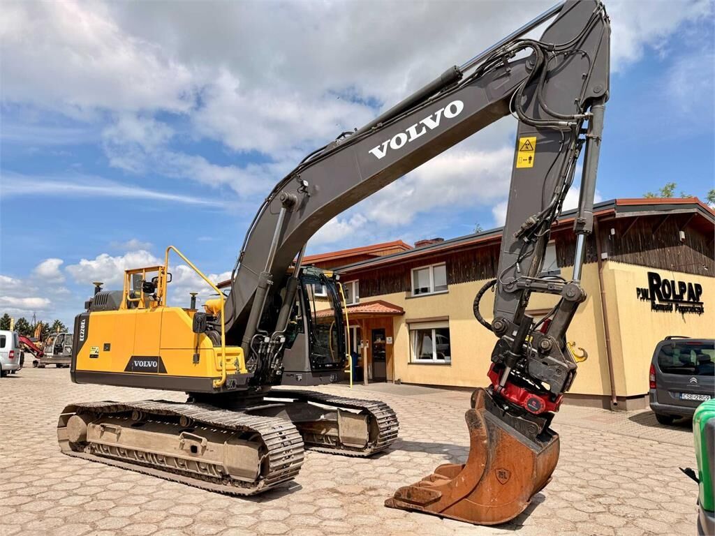 2015 Volvo EC220EL Crawler Excavator