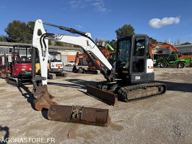 2016 Bobcat E50 Mini Excavator 2016 Bobcat E50 Mini Excavator