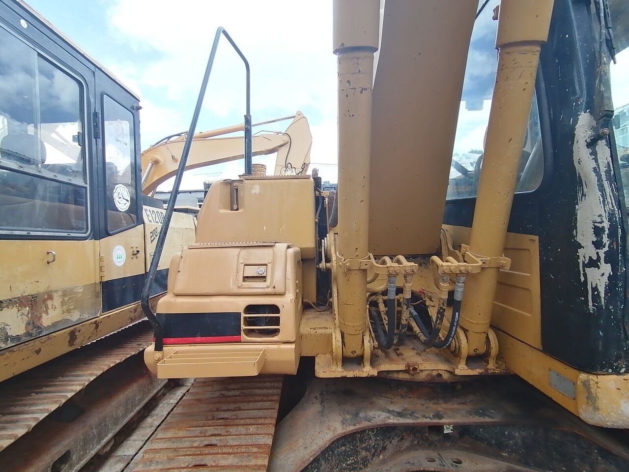 2016 Caterpillar 312B Crawler Excavator