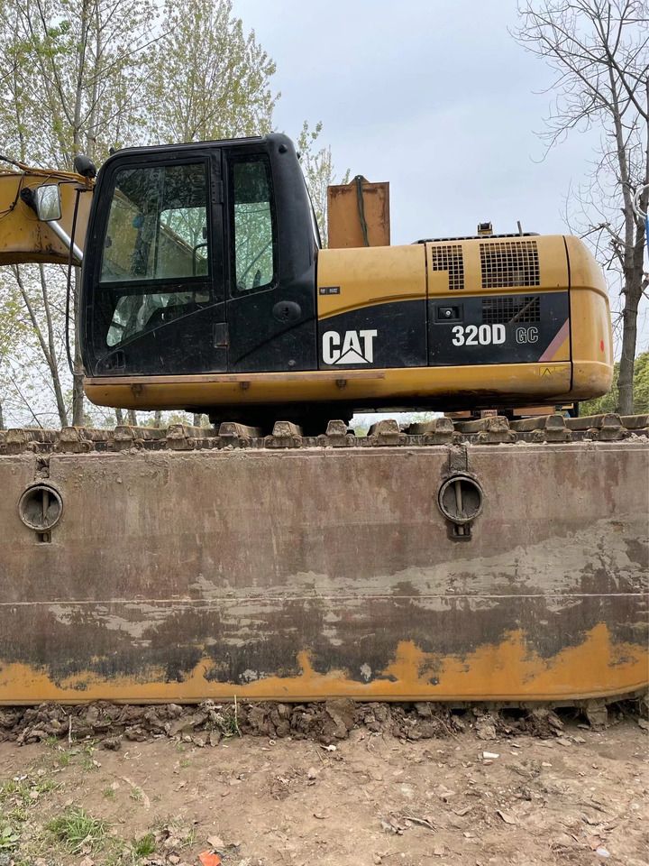 2016 Caterpillar 320D Amphibious Excavator 2016 Caterpillar 320D Amphibious Excavator