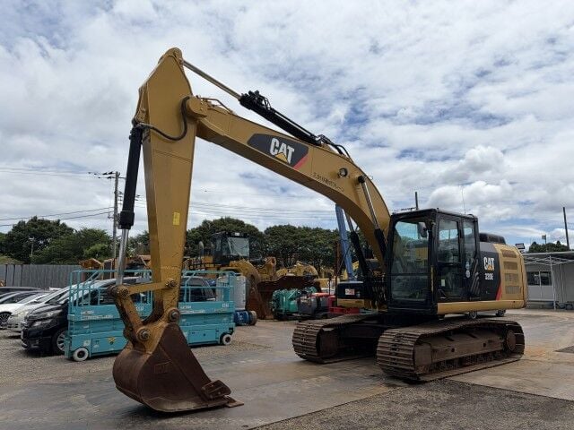 2016 Caterpillar 320E-2 Crawler Excavator 2016 Caterpillar 320E-2 Crawler Excavator