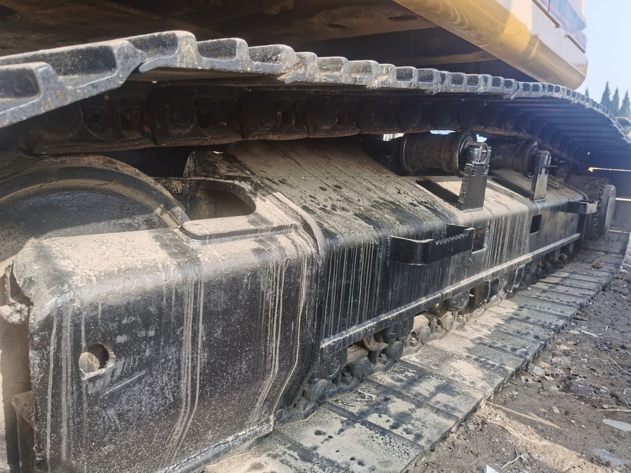 2016 Caterpillar 325B Crawler Excavator 2016 Caterpillar 325B Crawler Excavator