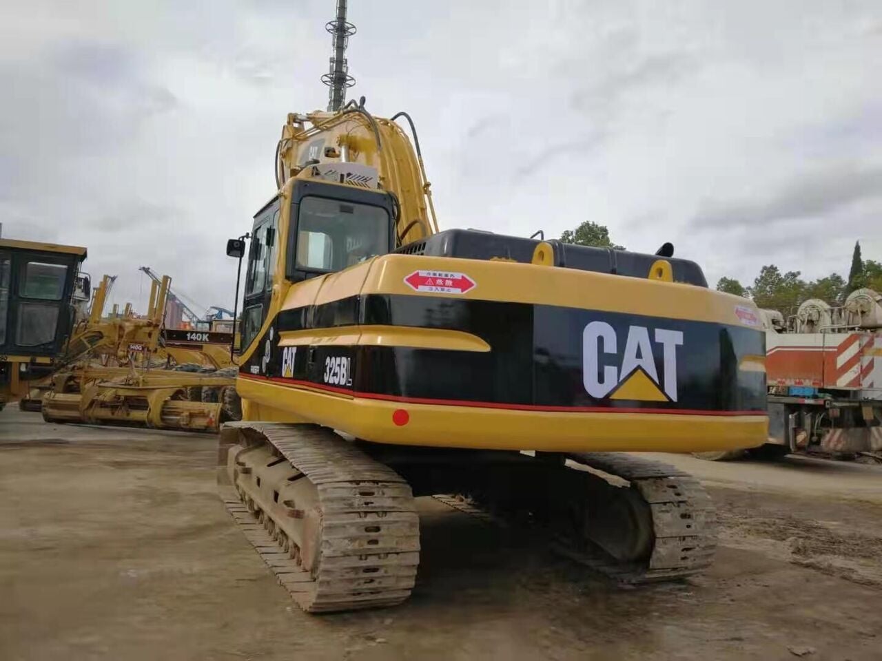 2016 Caterpillar 325BL Crawler Excavator