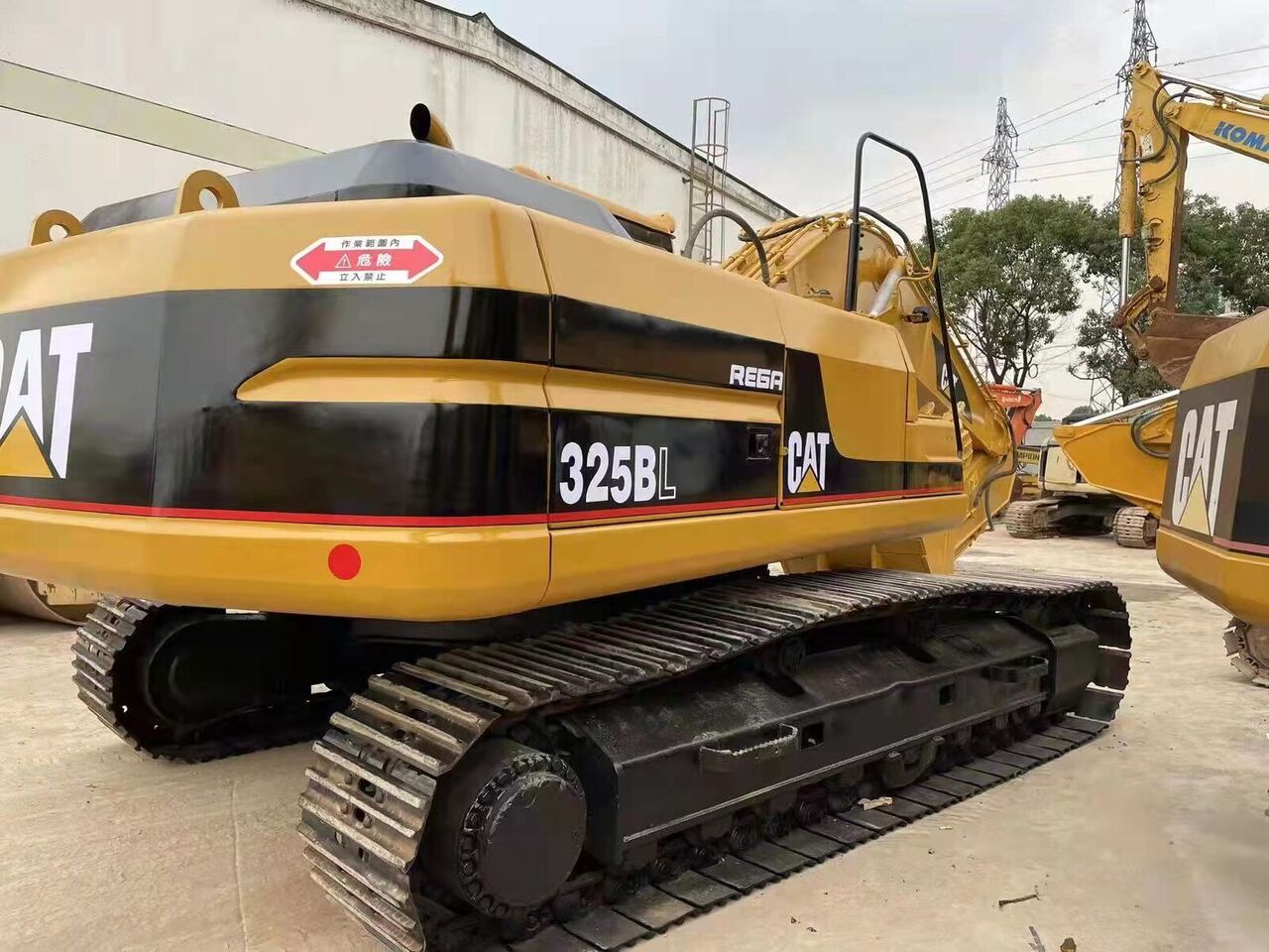 2016 Caterpillar 325BL Crawler Excavator