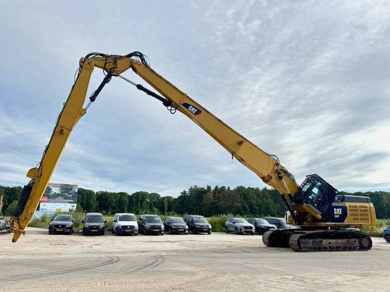 2016 Caterpillar 352F UHD Crawler Excavator 2016 Caterpillar 352F UHD Crawler Excavator