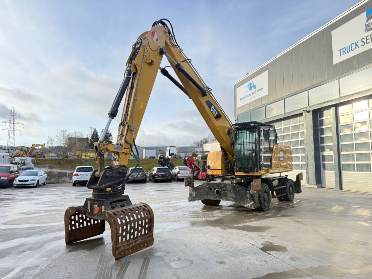 2016 Caterpillar MH3022 Wheel Excavator 2016 Caterpillar MH3022 Wheel Excavator