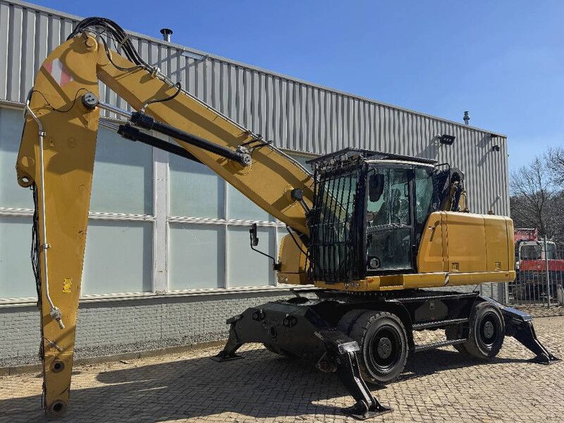 2016 Caterpillar MH3022 Material Handler