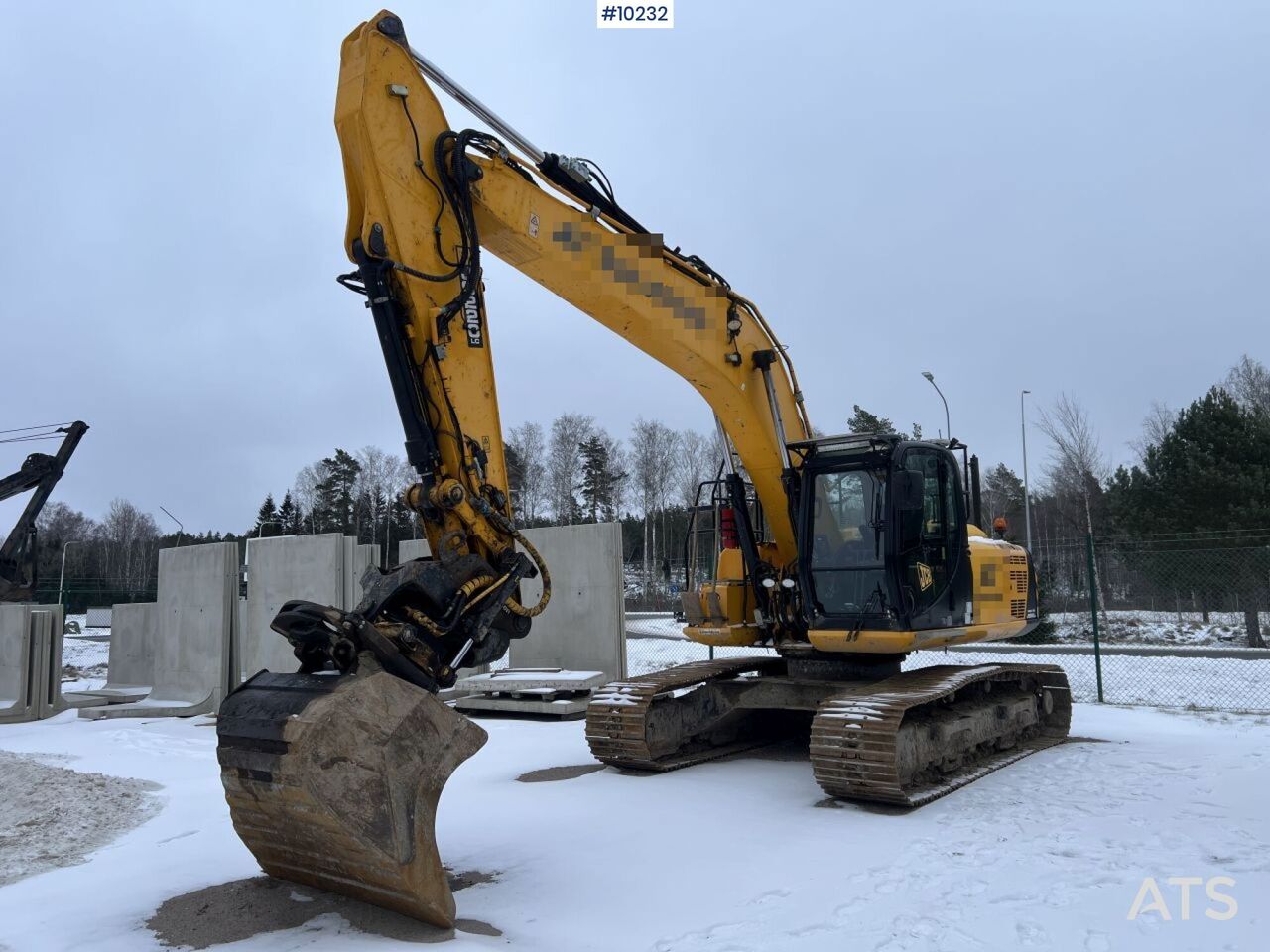 2016 JCB JS220LC Crawler Excavator