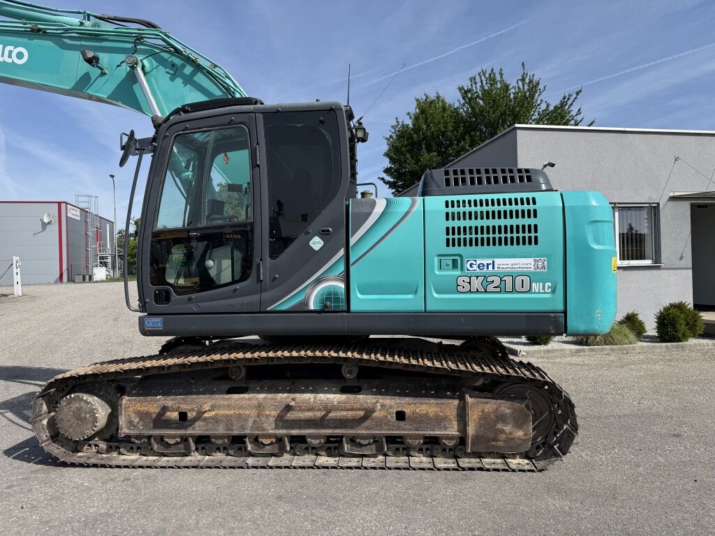 2016 Kobelco SK210 NLC-10 Crawler Excavator