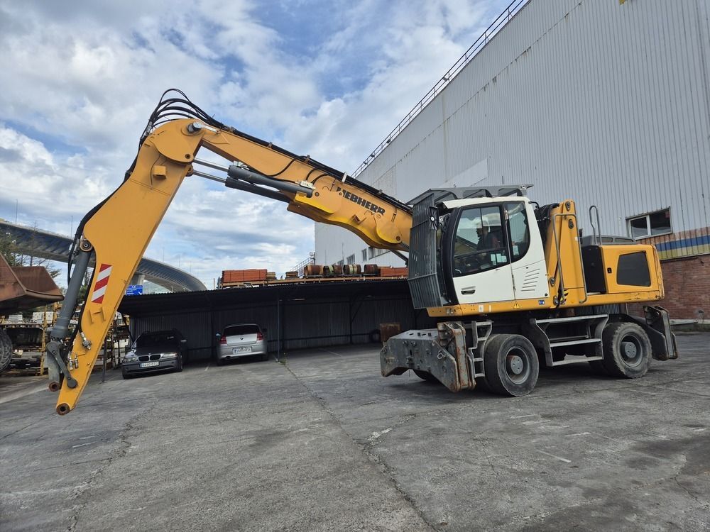 2016 Liebherr LH24 M Material Handler
