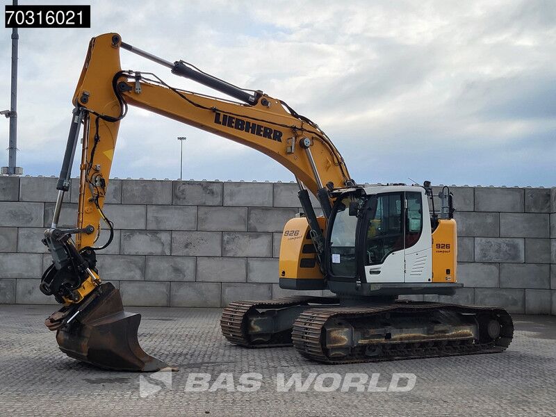 2016 Liebherr R926 Crawler Excavator