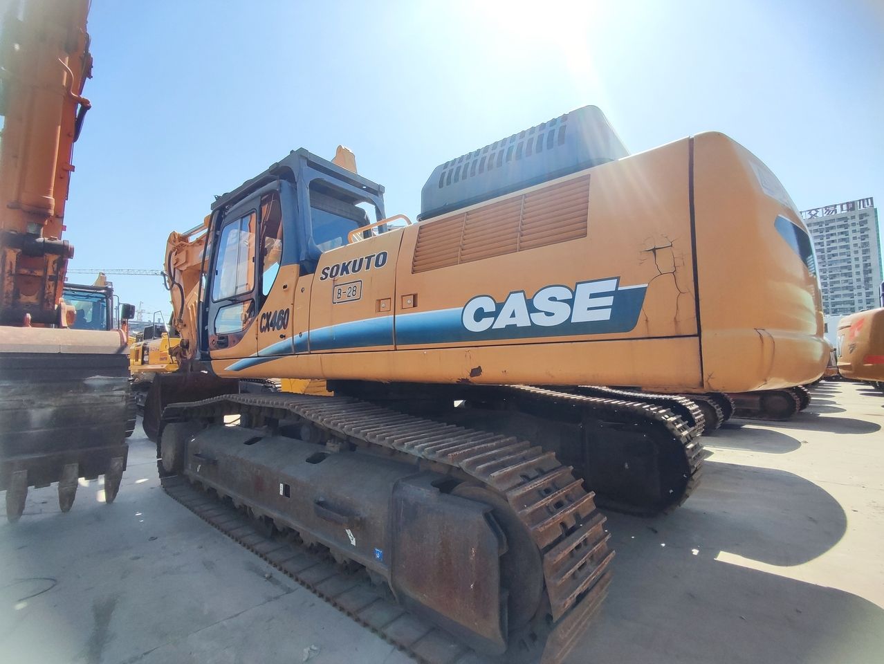 2017 CASE CX460 crawler excavator, side view 2017 CASE CX460 crawler excavator, side view