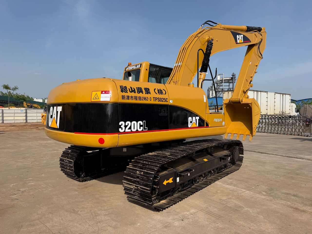 2017 Caterpillar 320CL Crawler Excavator