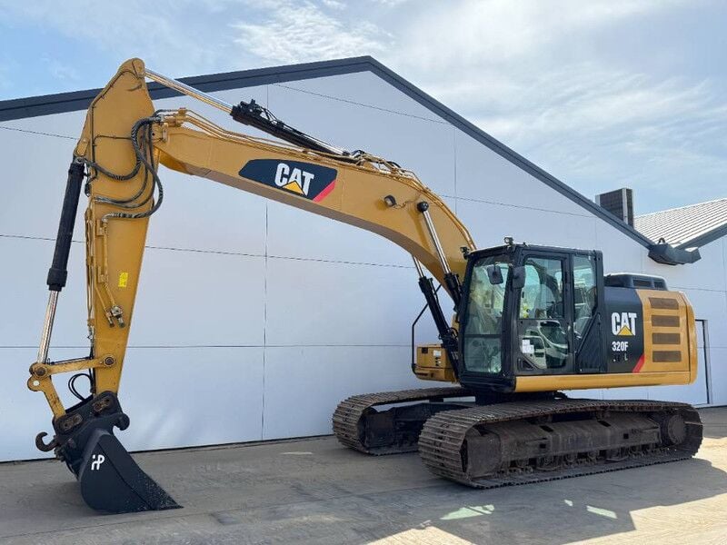 2017 Caterpillar 320FL Crawler Excavator