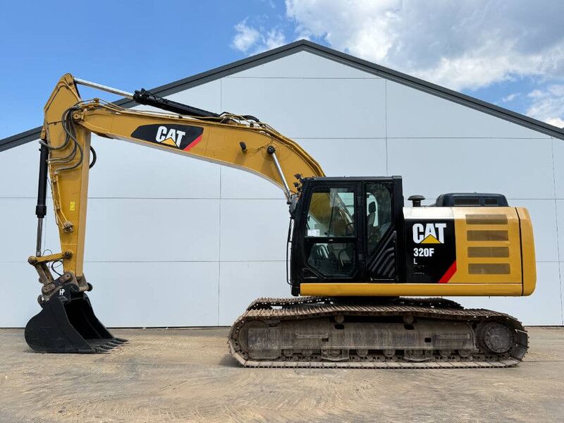 2017 Caterpillar 320FL Crawler Excavator 2017 Caterpillar 320FL Crawler Excavator