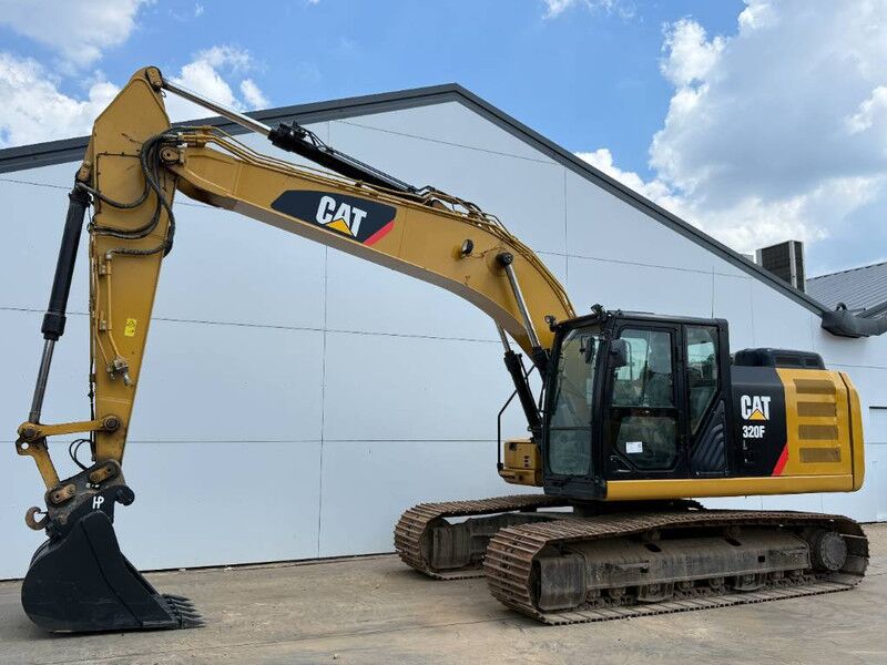 2017 Caterpillar 320FL Crawler Excavator