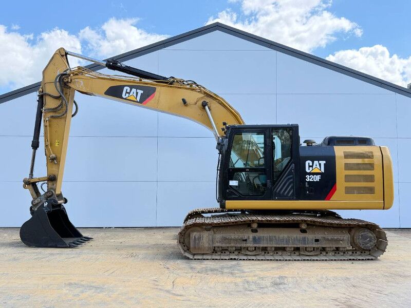 2017 Caterpillar 320FL Crawler Excavator 2017 Caterpillar 320FL Crawler Excavator