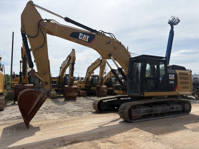 2017 Caterpillar 324EL Crawler Excavator 2017 Caterpillar 324EL Crawler Excavator