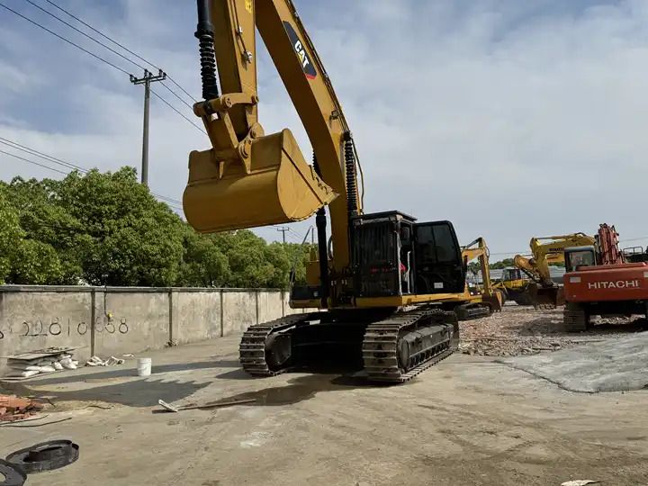 2017 Caterpillar 349D Crawler Excavator