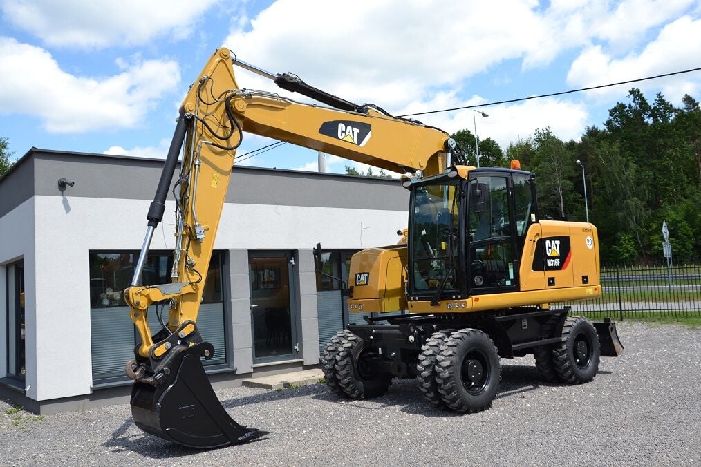 2017 Caterpillar M316F Wheel Excavator