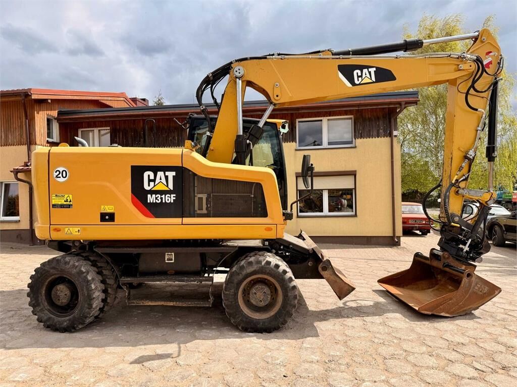 2017 Caterpillar M318F Wheel Excavator