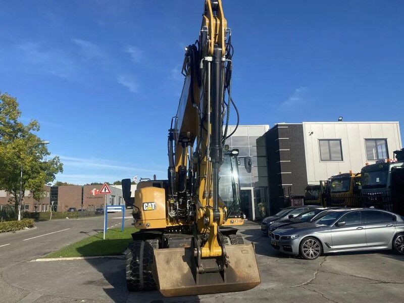 2017 Caterpillar M318F Wheel Excavator