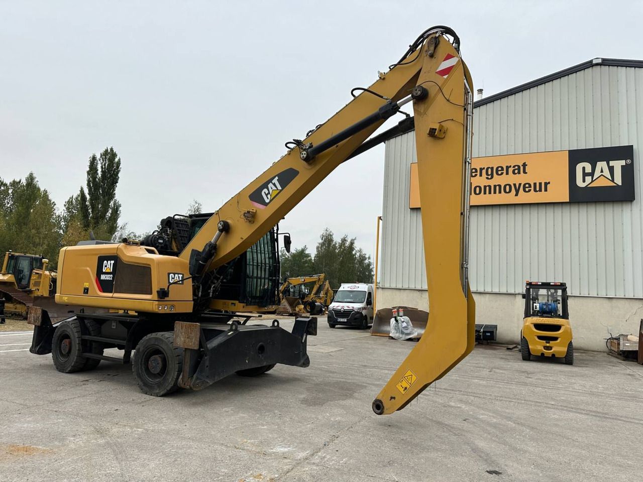 2017 Caterpillar MH3022 Wheel Excavator