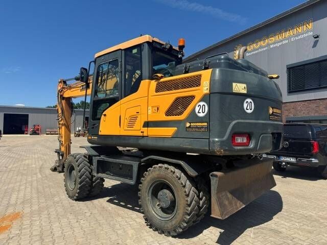2017 Hyundai HW140 A Wheel Excavator 2017 Hyundai HW140 A Wheel Excavator