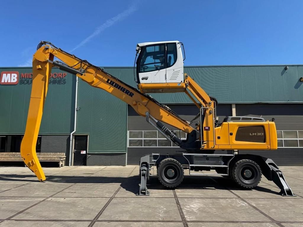 2017 Liebherr LH 30 M Material Handler 2017 Liebherr LH 30 M Material Handler
