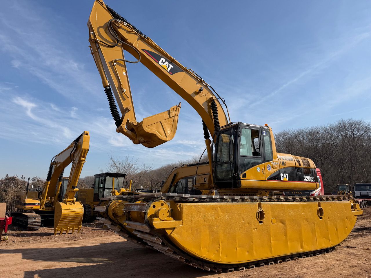 2018 Caterpillar 320CL Amphibious Excavator 2018 Caterpillar 320CL Amphibious Excavator