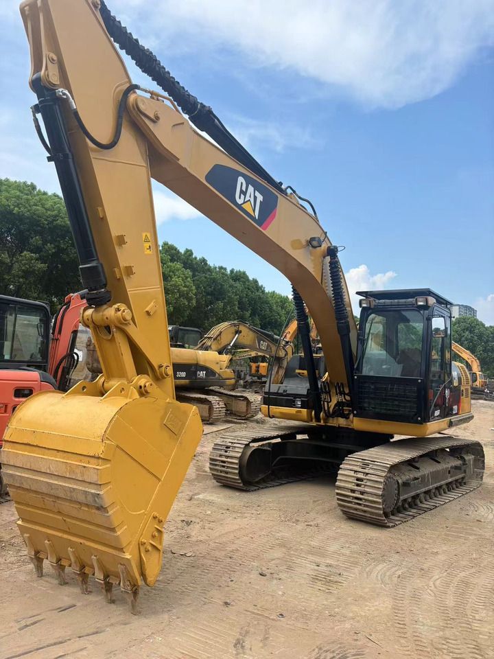 2018 Caterpillar 320D Crawler Excavator 2018 Caterpillar 320D Crawler Excavator