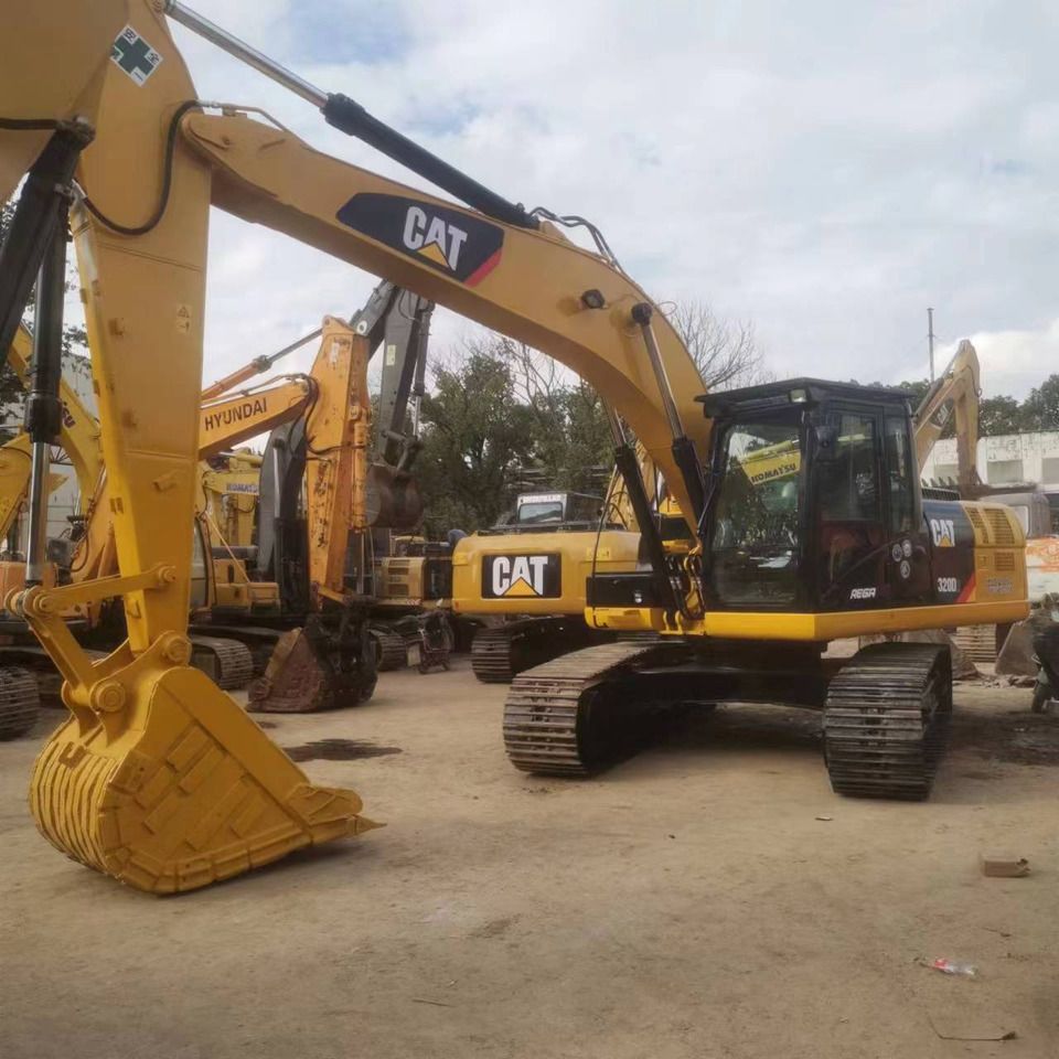 2018 Caterpillar 320D2 Crawler Excavator