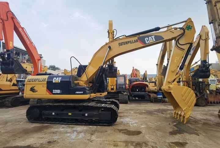 2018 Caterpillar 320D2 Crawler Excavator