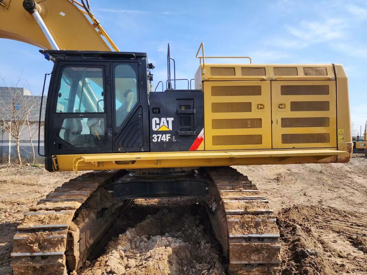 2018 Caterpillar 374FL Crawler Excavator 2018 Caterpillar 374FL Crawler Excavator