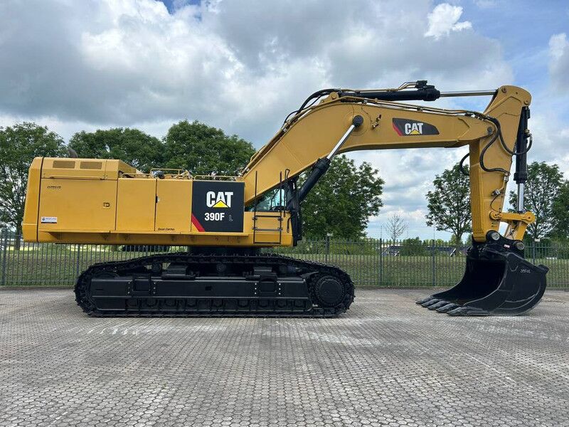 2018 Caterpillar 390 FL Crawler Excavator