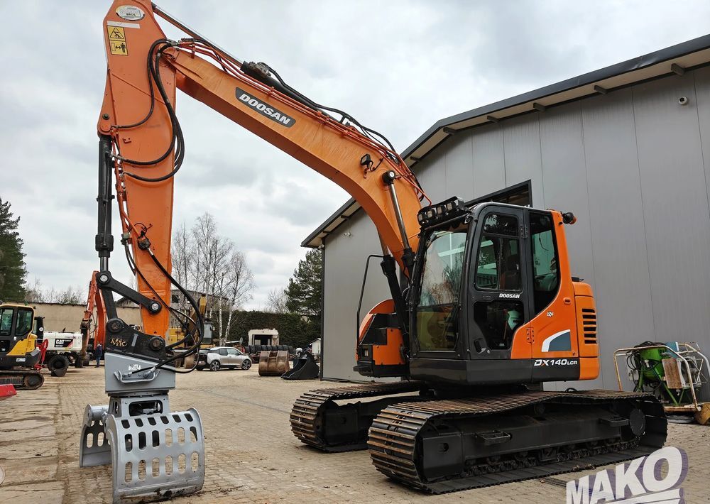2018 Doosan DX140LCR-5 Crawler Excavator