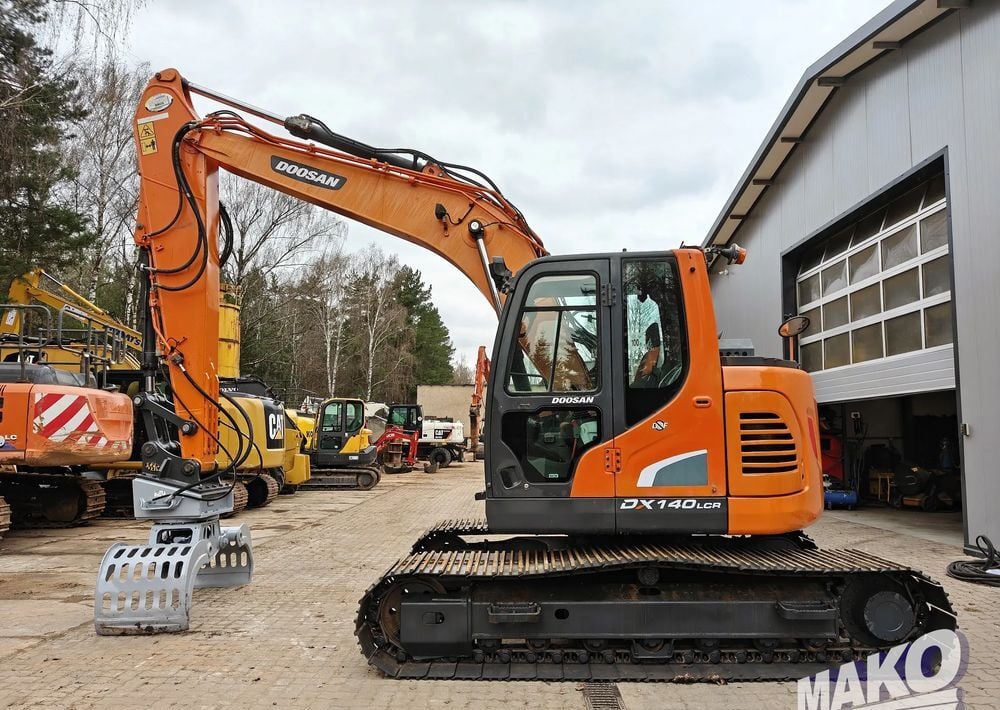 2018 Doosan DX140LCR-5 Crawler Excavator