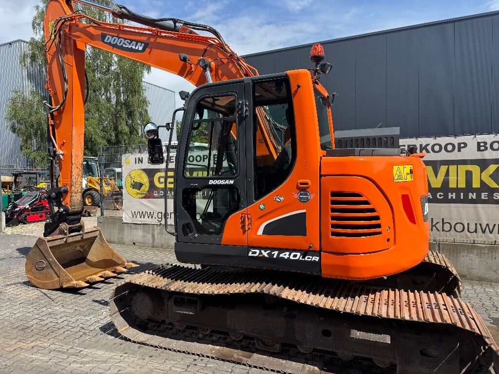 2018 Doosan DX140LCR-5 Crawler Excavator 2018 Doosan DX140LCR-5 Crawler Excavator