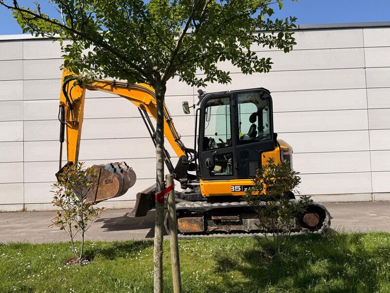2018 JCB 85Z-1 Mini Excavator